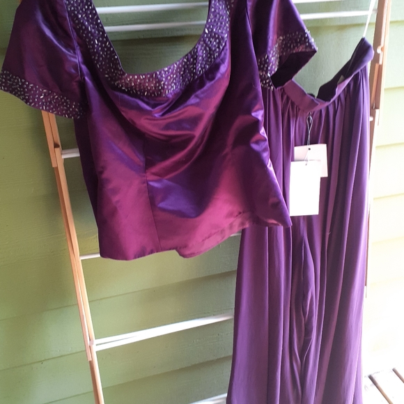 Mother of the Bride / Groom outfit - Picture 2 of 5